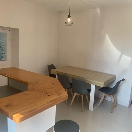 Grand Historique 30m2 - Hypercentre Lägenhet